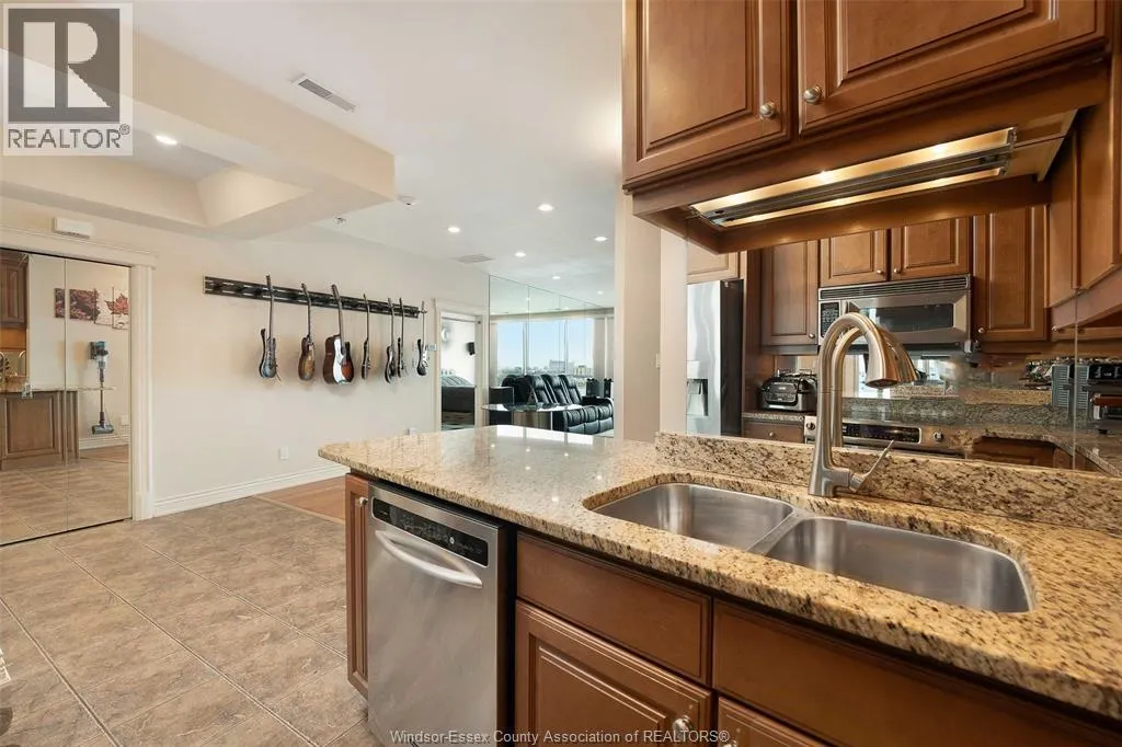 1225 RIVERSIDE DRIVE West Unit# 803