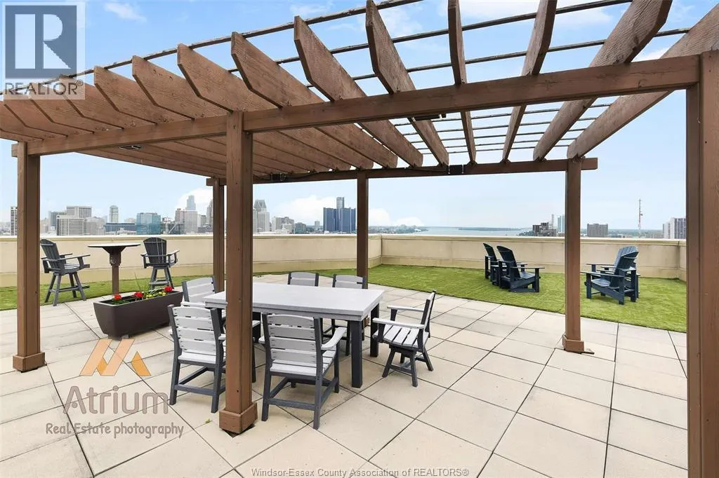 1225 RIVERSIDE DRIVE West Unit# 803