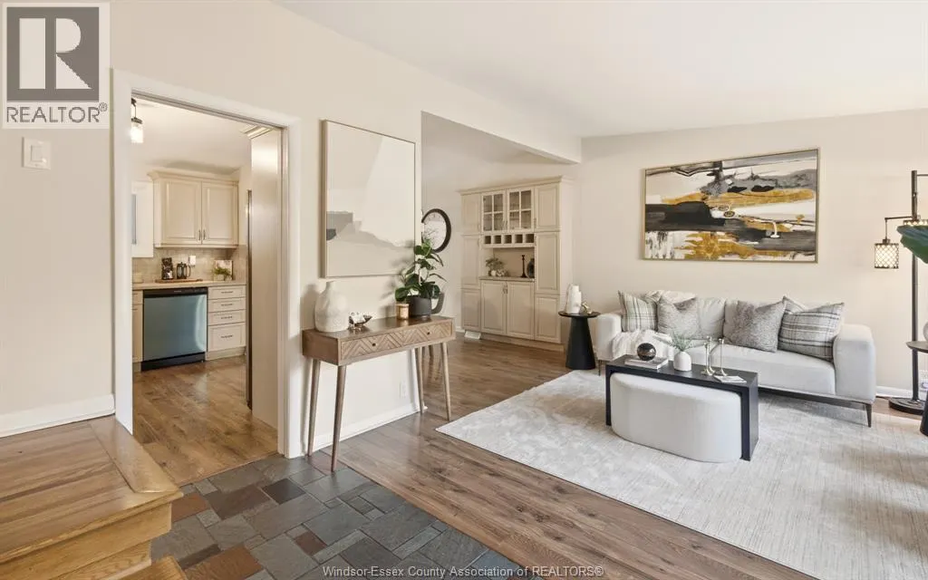 3401 CHARLEVOIX AVENUE