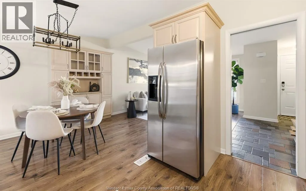 3401 CHARLEVOIX AVENUE