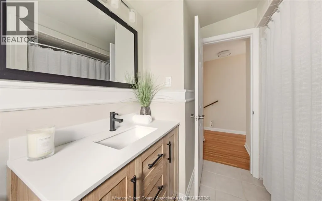 3401 CHARLEVOIX AVENUE