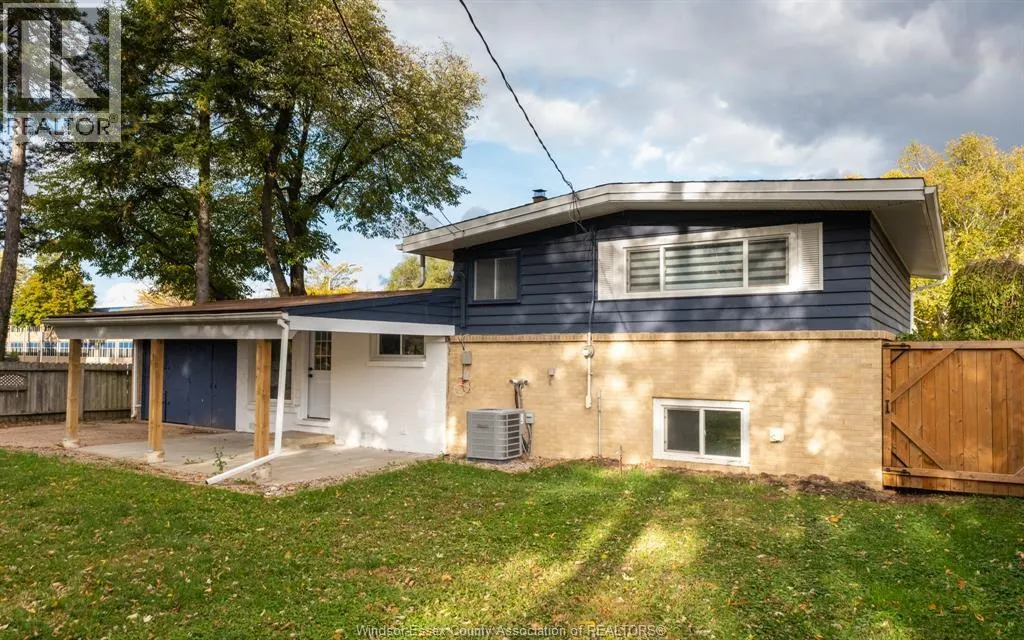 3401 CHARLEVOIX AVENUE