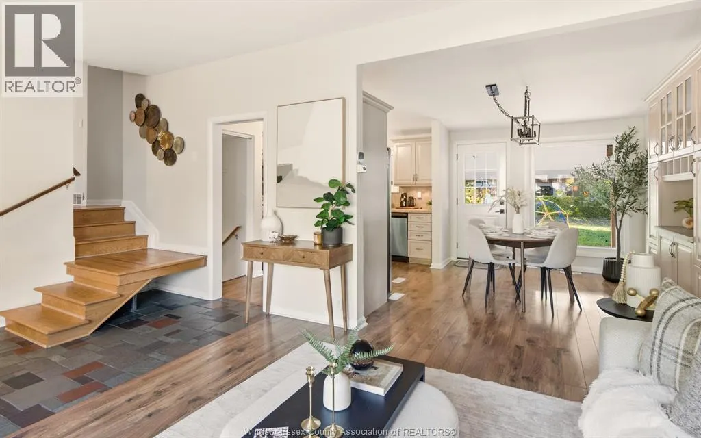 3401 CHARLEVOIX AVENUE