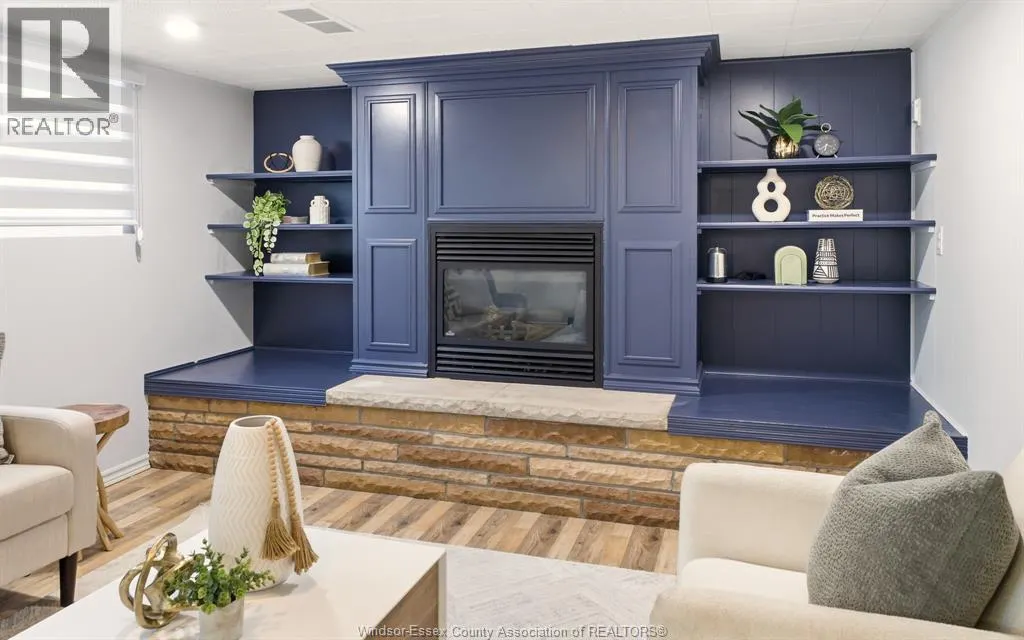 3401 CHARLEVOIX AVENUE