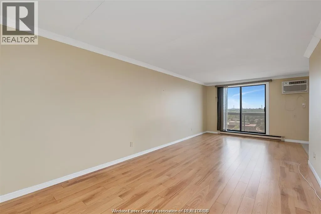 150 Park STREET West Unit# 1516