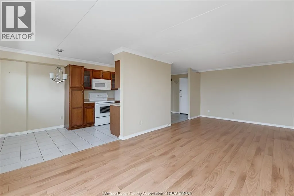 150 Park STREET West Unit# 1516