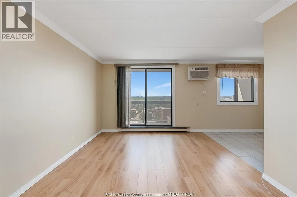 150 Park STREET West Unit# 1516