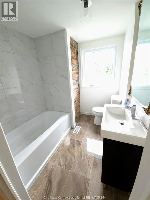 229 Elizabeth STREET