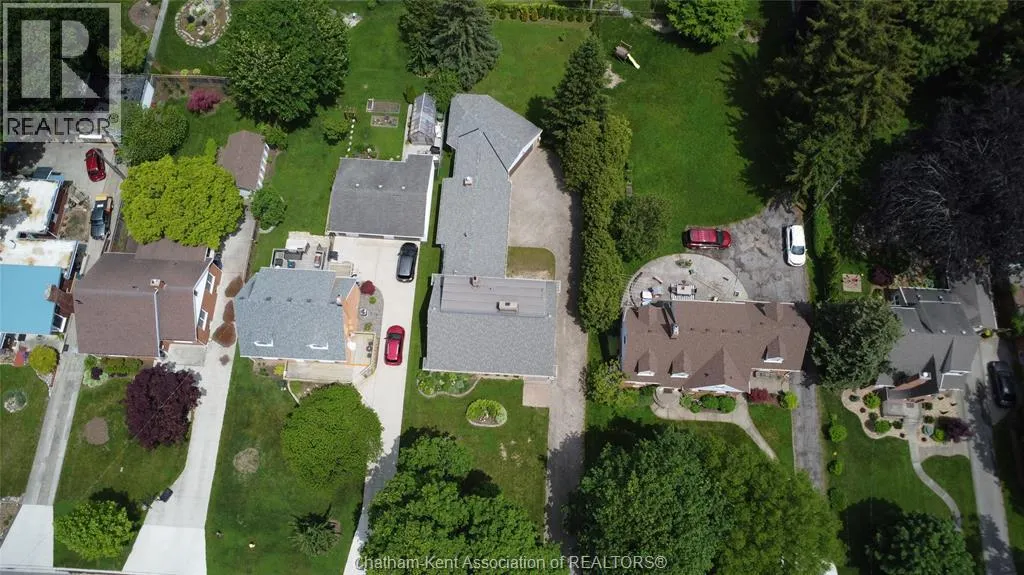 229 Elizabeth STREET