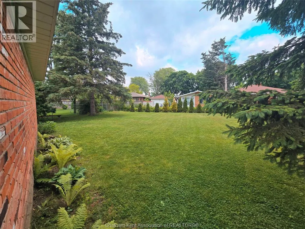 229 Elizabeth STREET