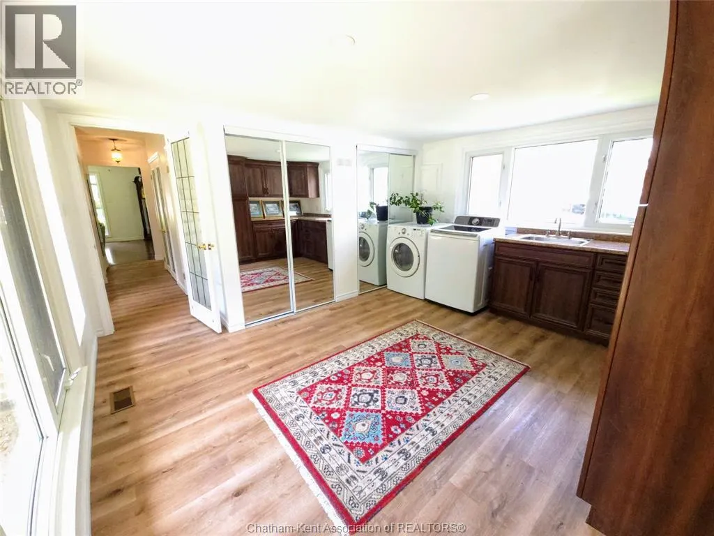 229 Elizabeth STREET