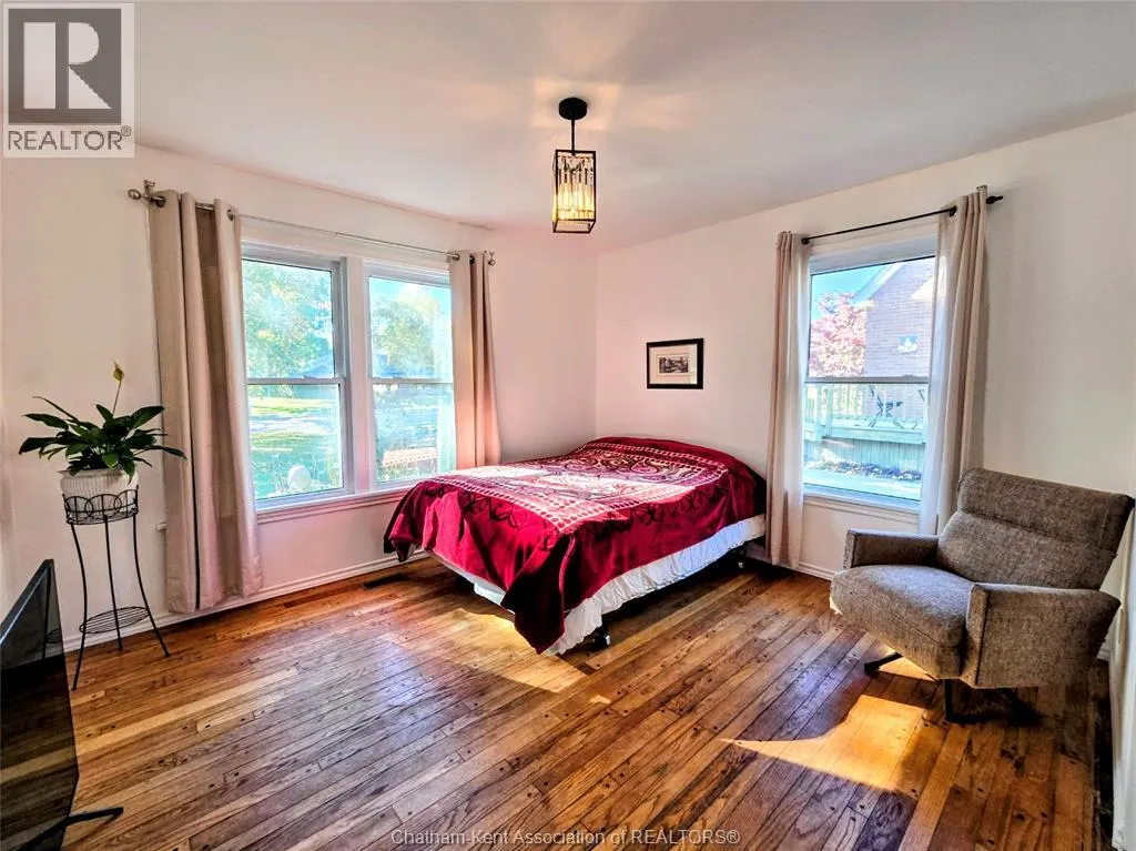 229 Elizabeth STREET