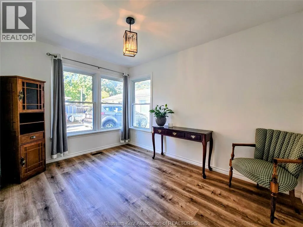 229 Elizabeth STREET