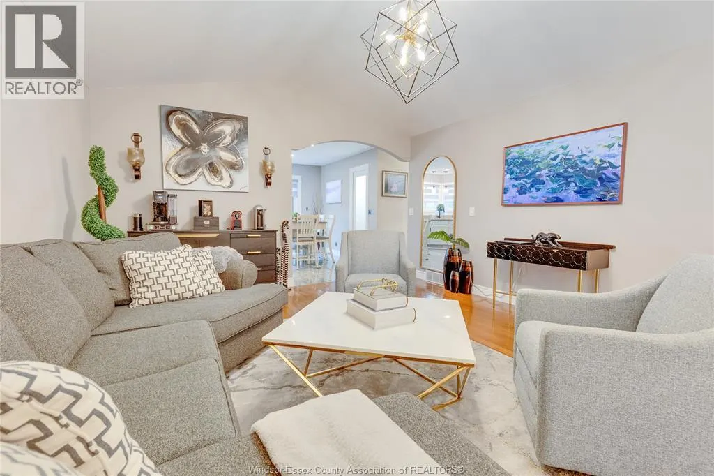 4250 Canberra AVENUE