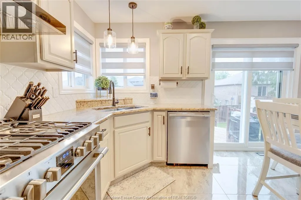 4250 Canberra AVENUE