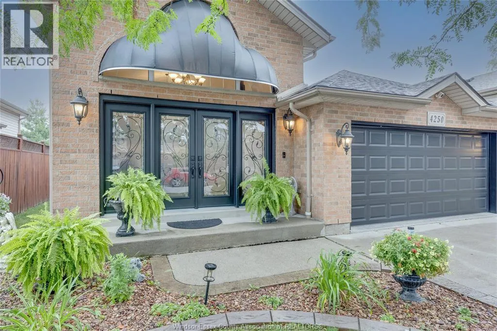 4250 Canberra AVENUE