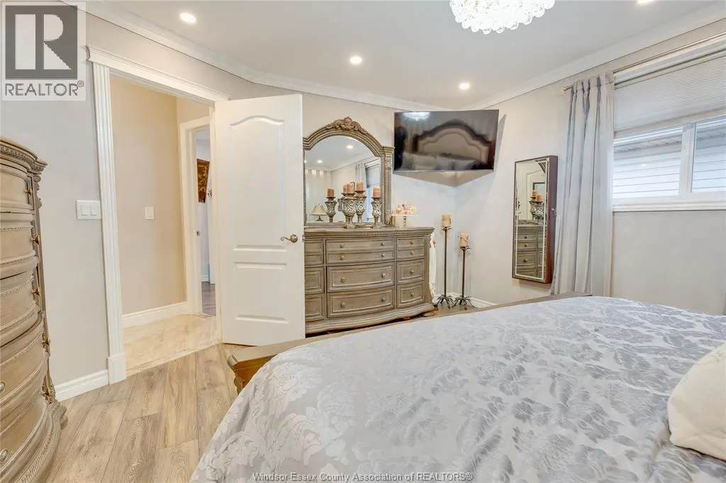 4250 Canberra AVENUE