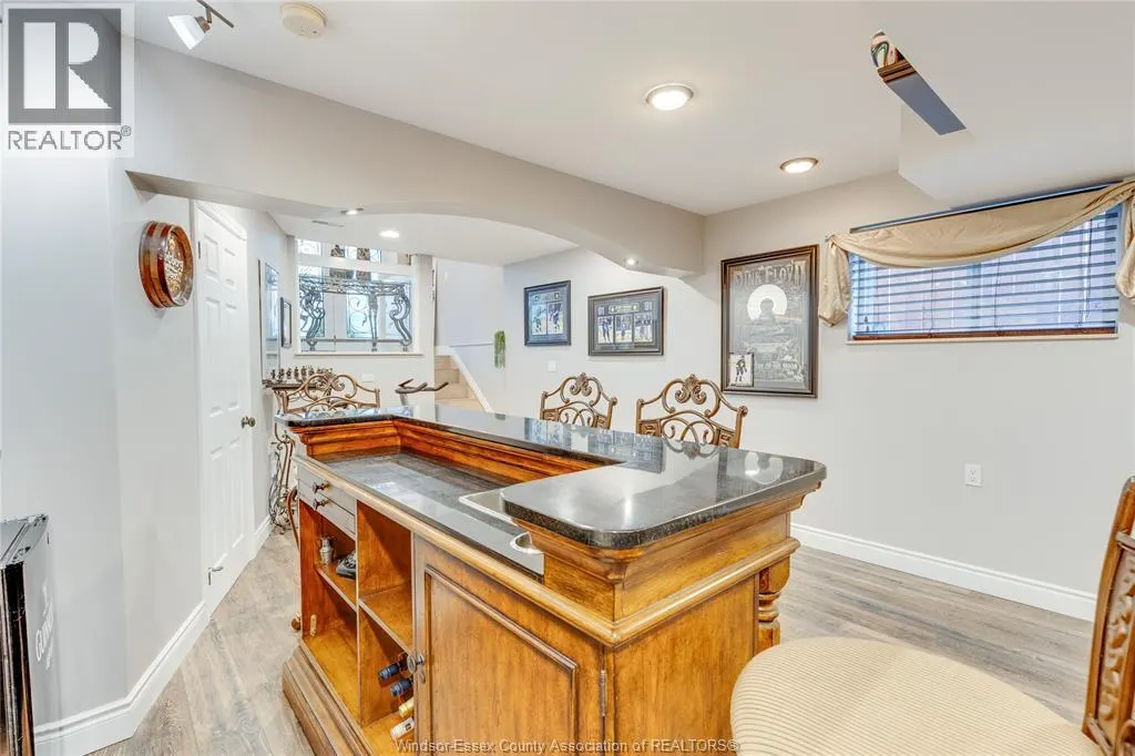 4250 Canberra AVENUE