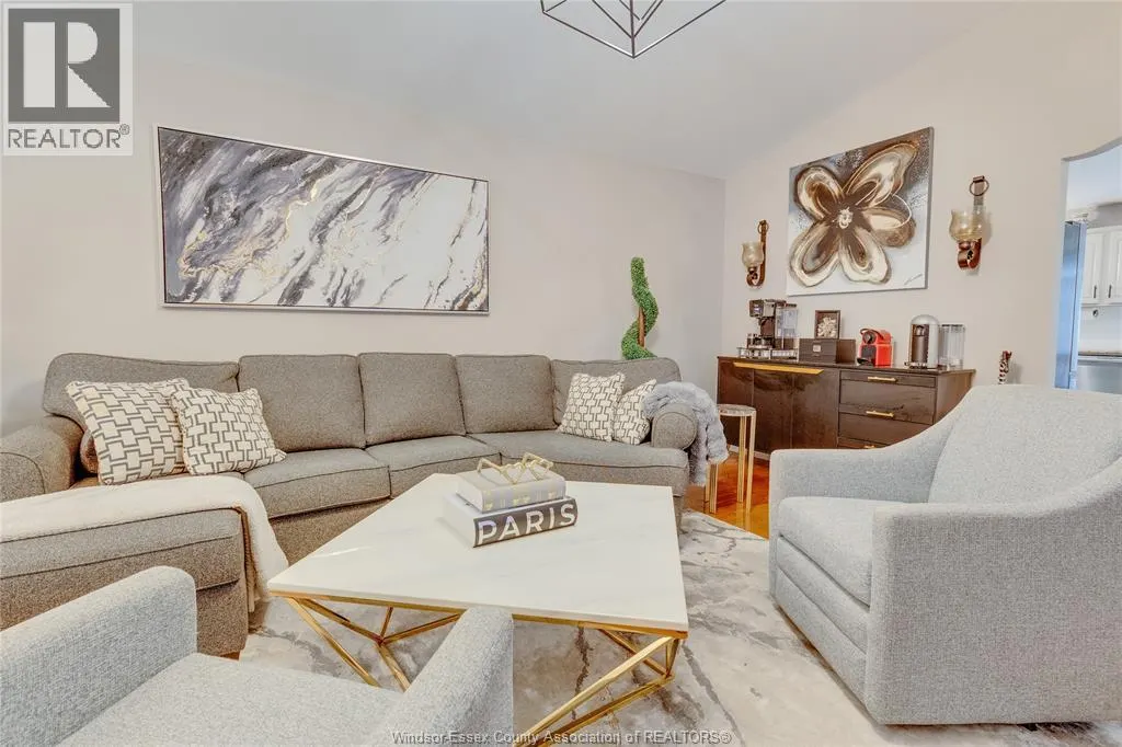 4250 Canberra AVENUE