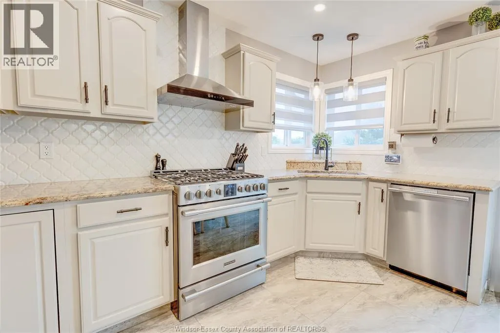 4250 Canberra AVENUE