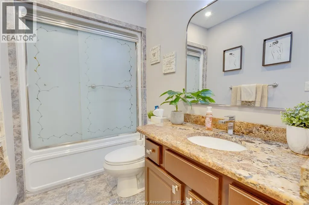 4250 Canberra AVENUE