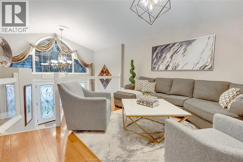 4250 Canberra AVENUE