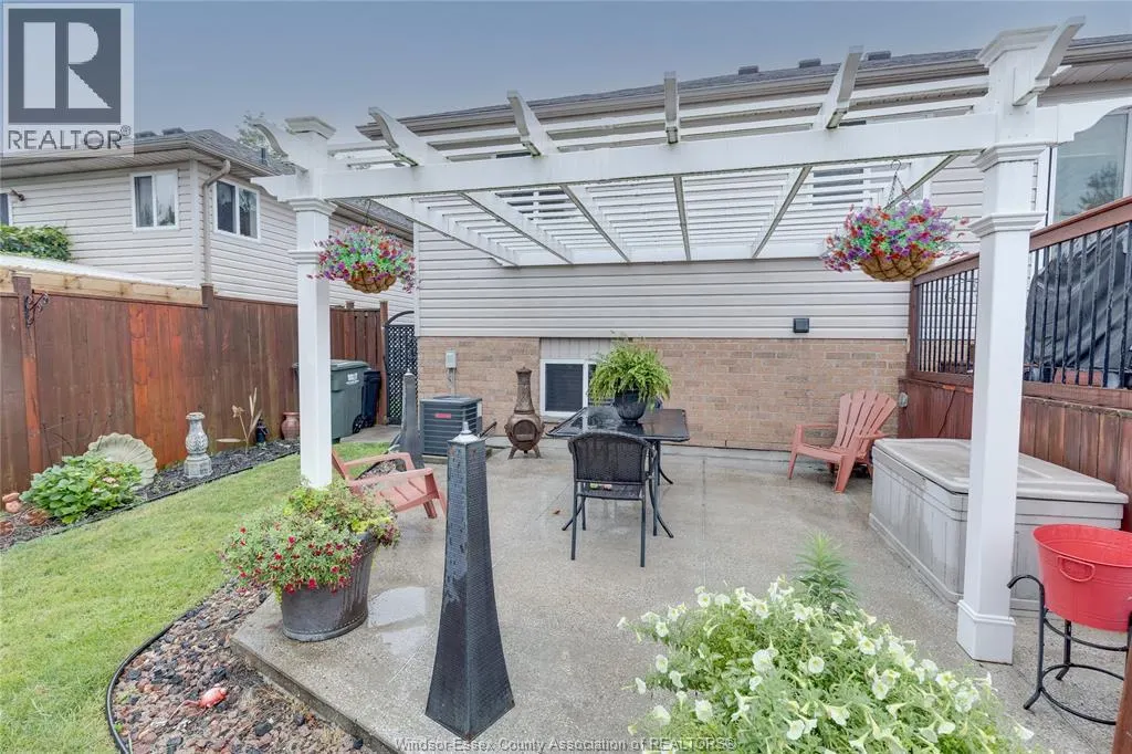 4250 Canberra AVENUE