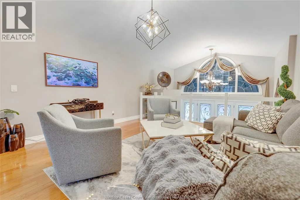 4250 Canberra AVENUE