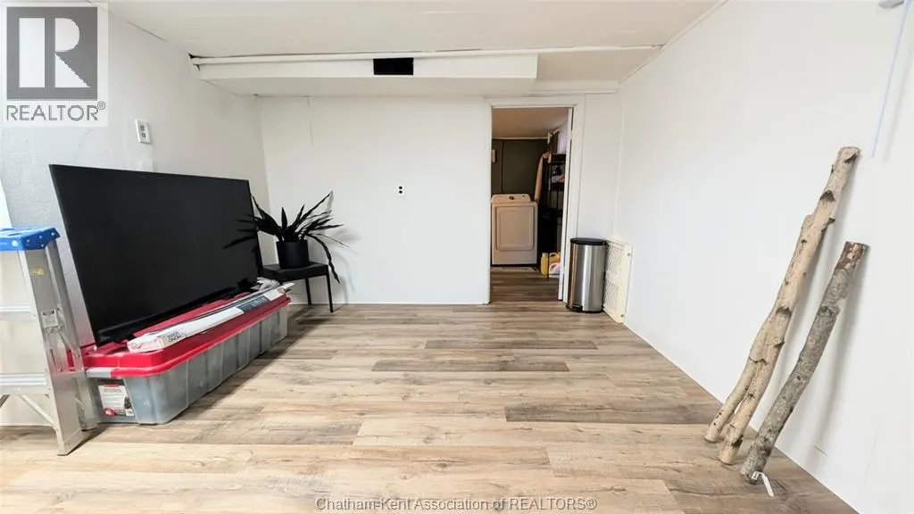 112 Churchill STREET