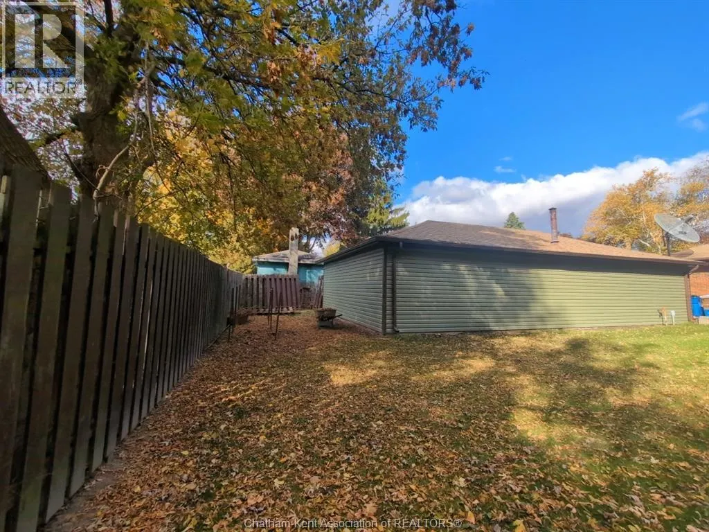 112 Churchill STREET