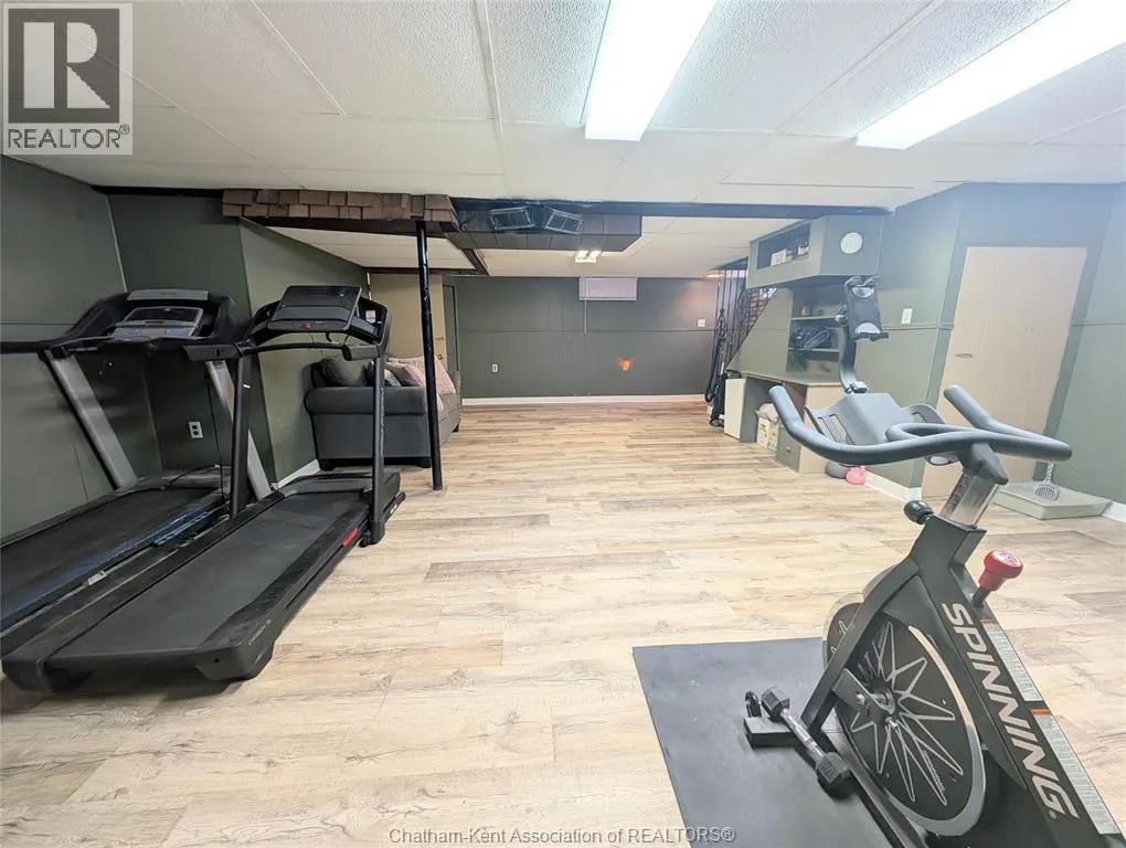 112 Churchill STREET