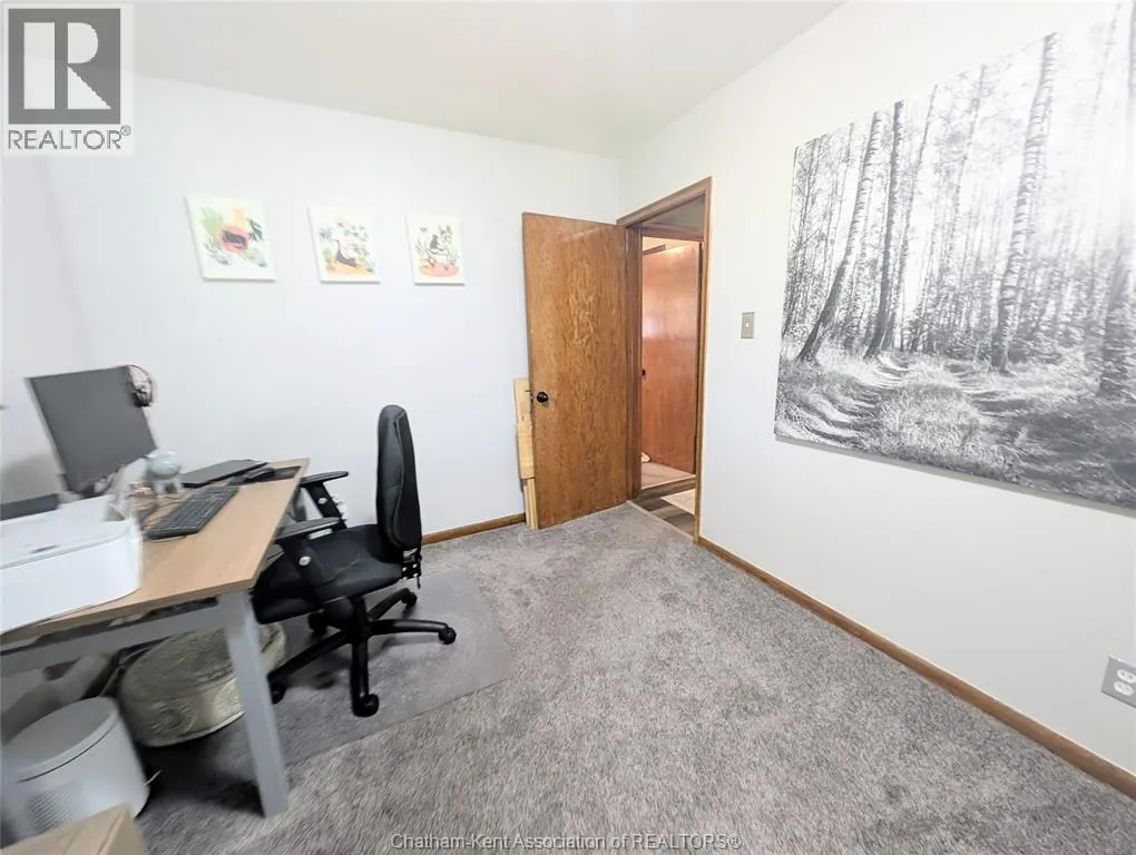 112 Churchill STREET