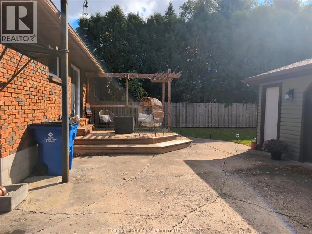 112 Churchill STREET