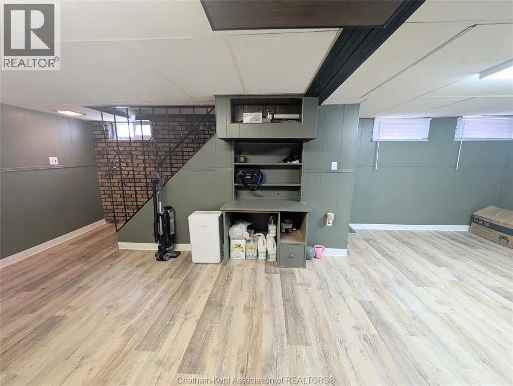 112 Churchill STREET