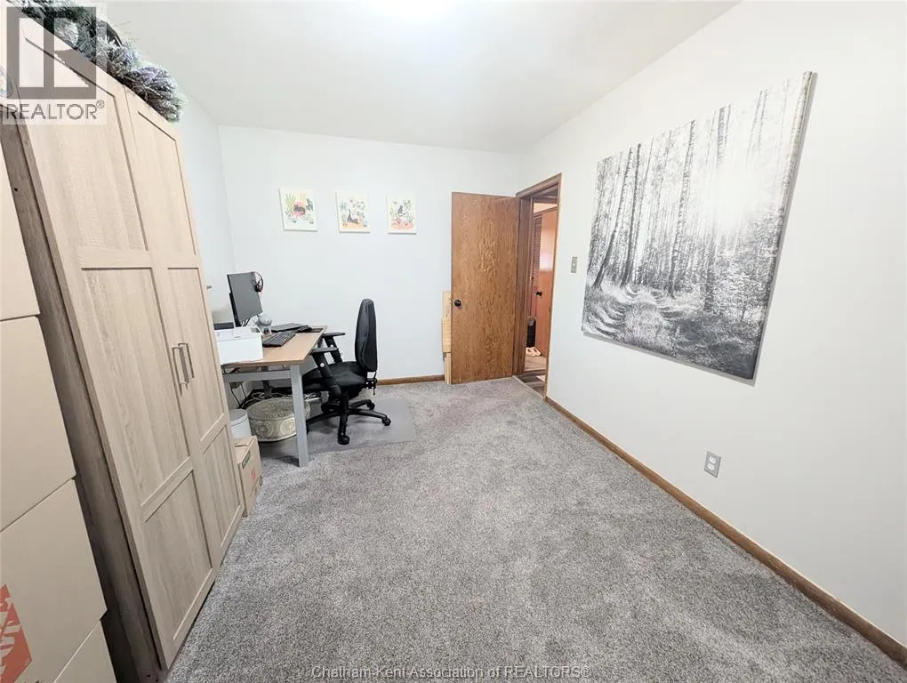 112 Churchill STREET