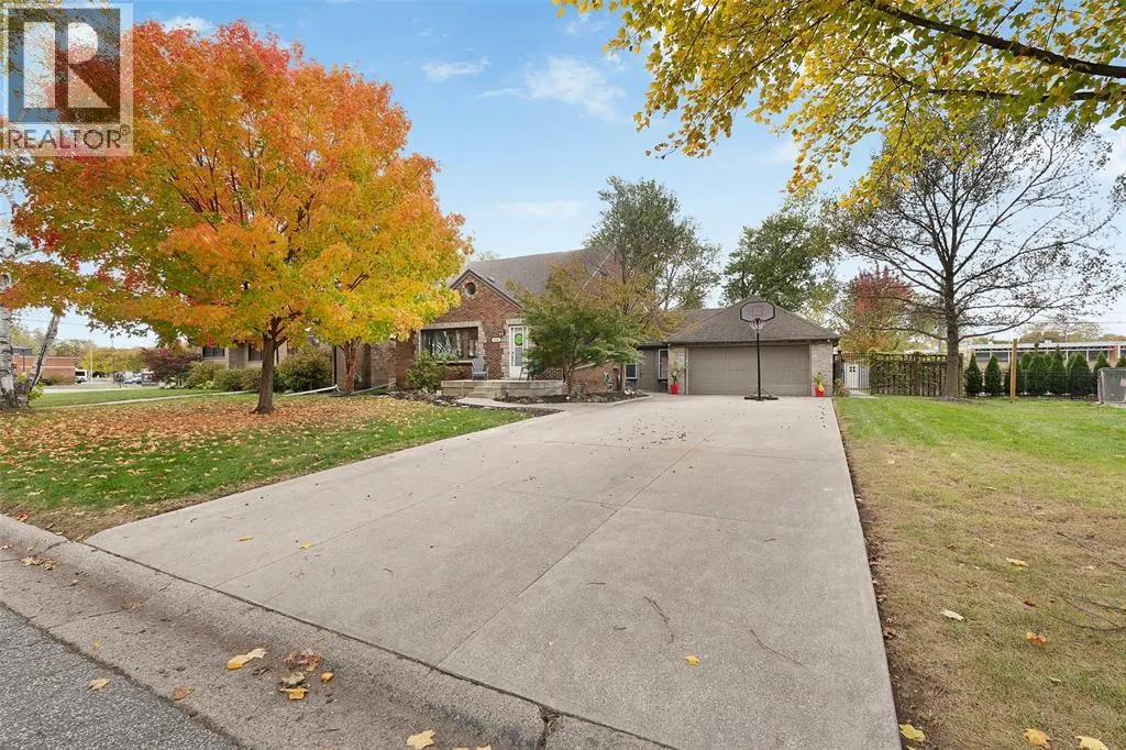 2925 ALEXANDRA AVENUE