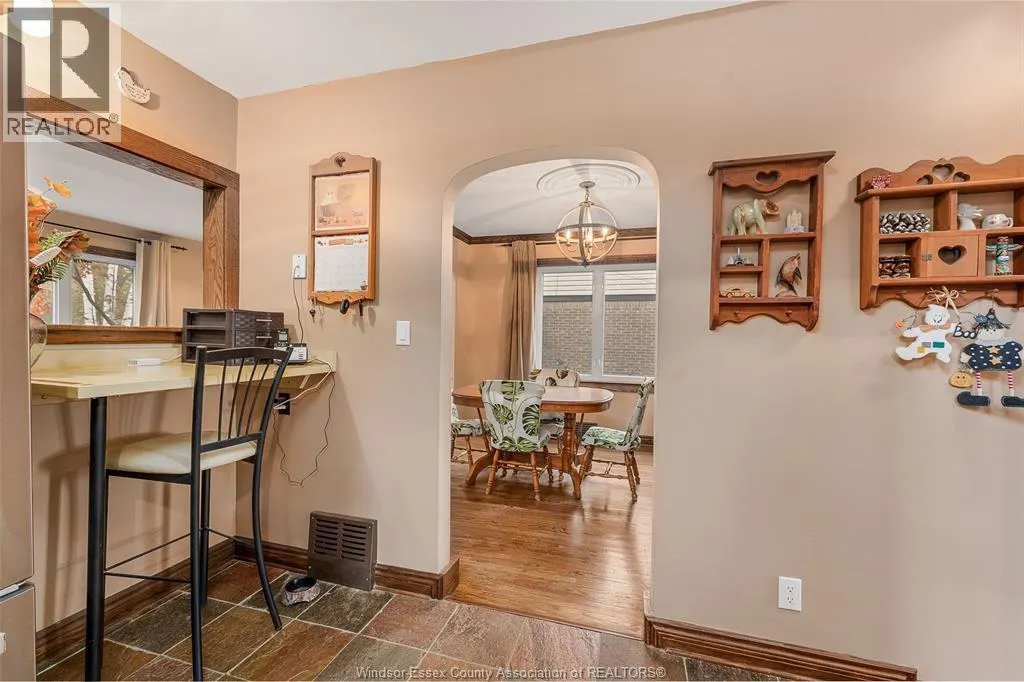 2925 ALEXANDRA AVENUE