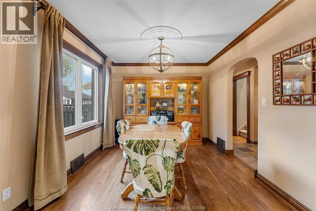 2925 ALEXANDRA AVENUE