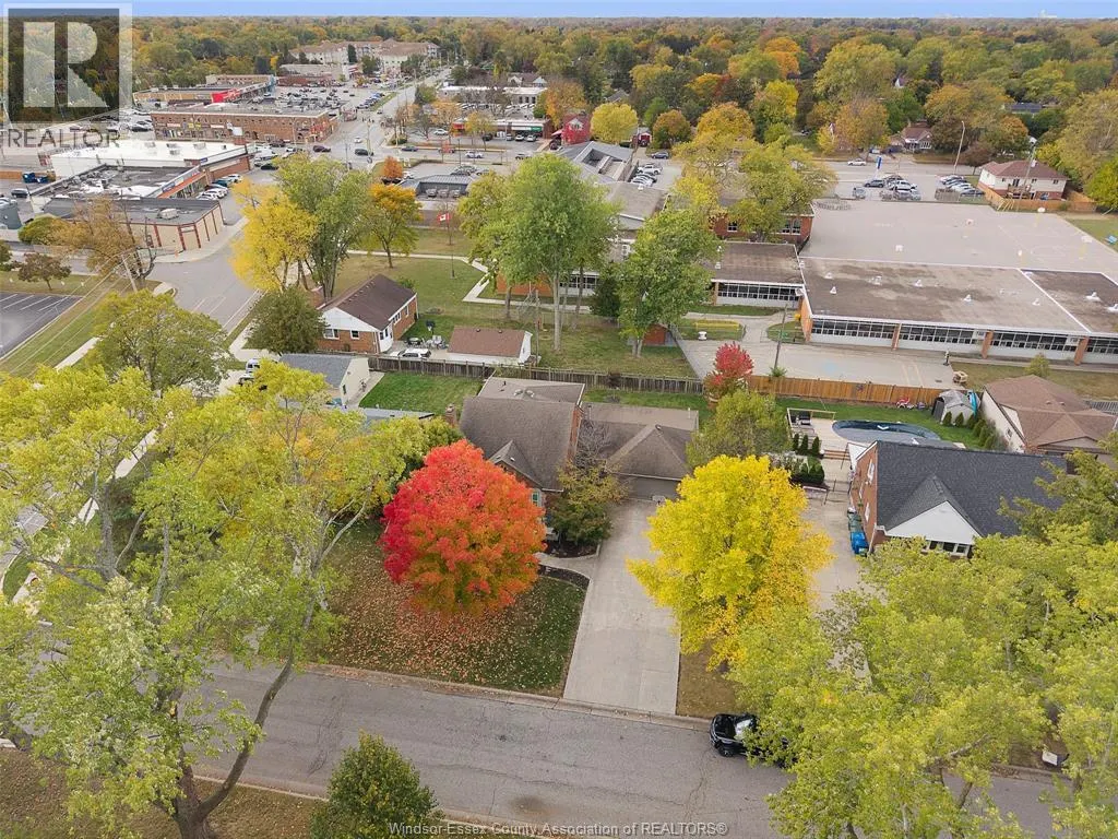 2925 ALEXANDRA AVENUE