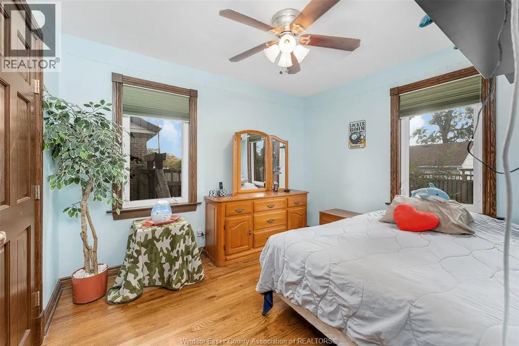 2925 ALEXANDRA AVENUE