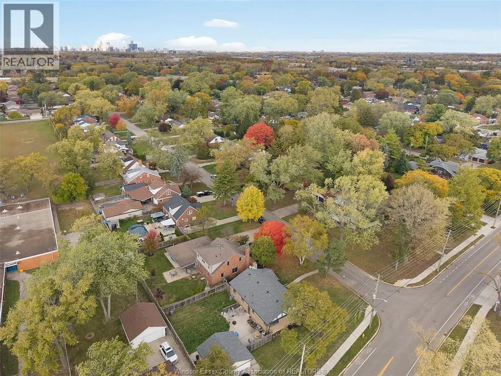 2925 ALEXANDRA AVENUE