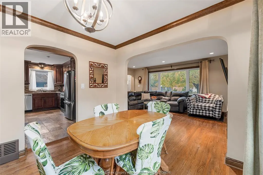 2925 ALEXANDRA AVENUE