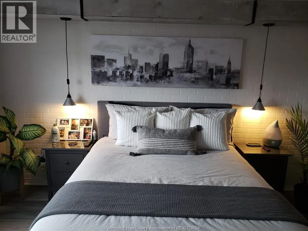 3936 WYANDOTTE STREET East Unit# 710