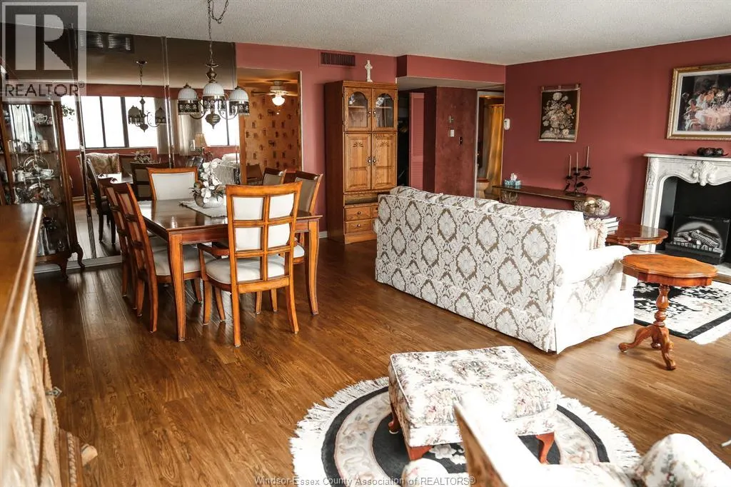 380 PELISSIER Unit# 2303