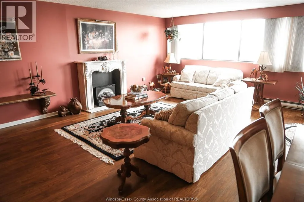 380 PELISSIER Unit# 2303