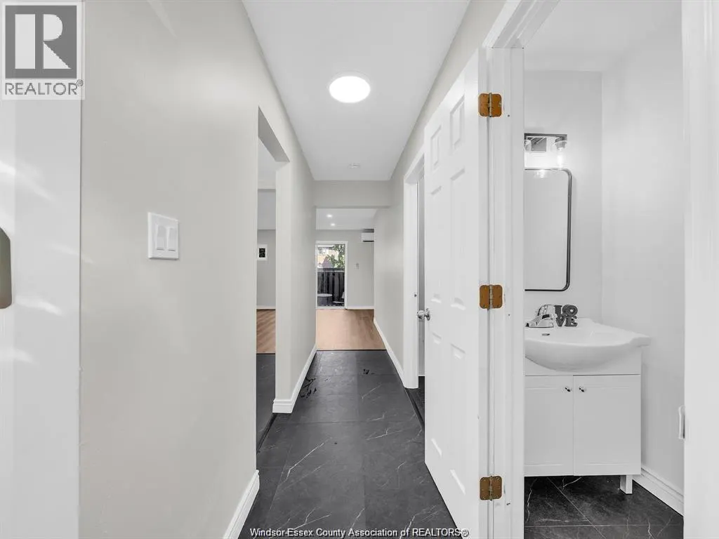 3073 MEADOWBROOK LANE Unit# 10