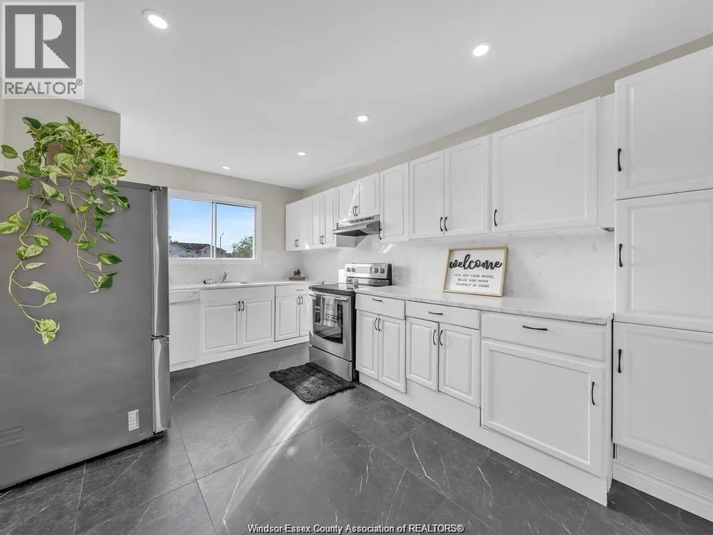 3073 MEADOWBROOK LANE Unit# 10