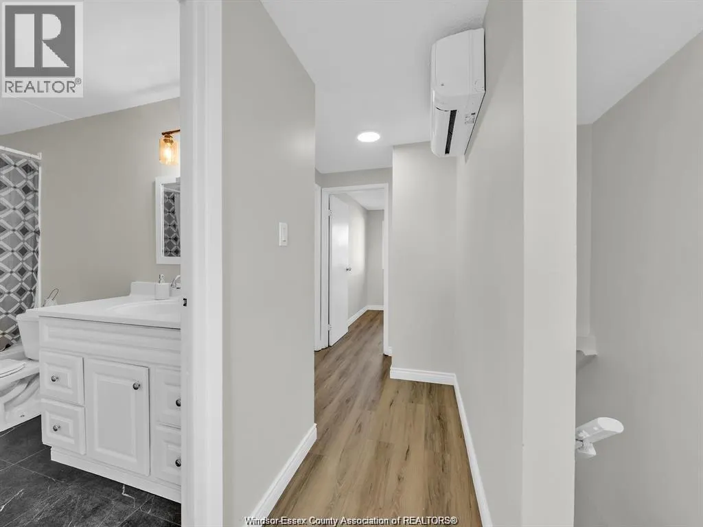 3073 MEADOWBROOK LANE Unit# 10