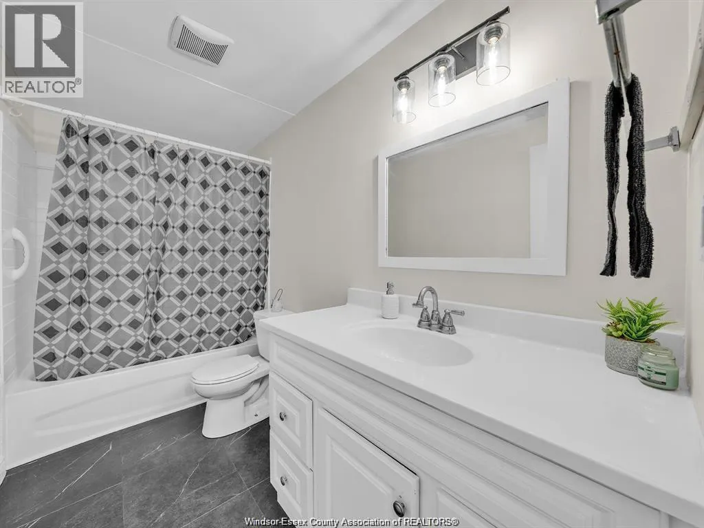 3073 MEADOWBROOK LANE Unit# 10