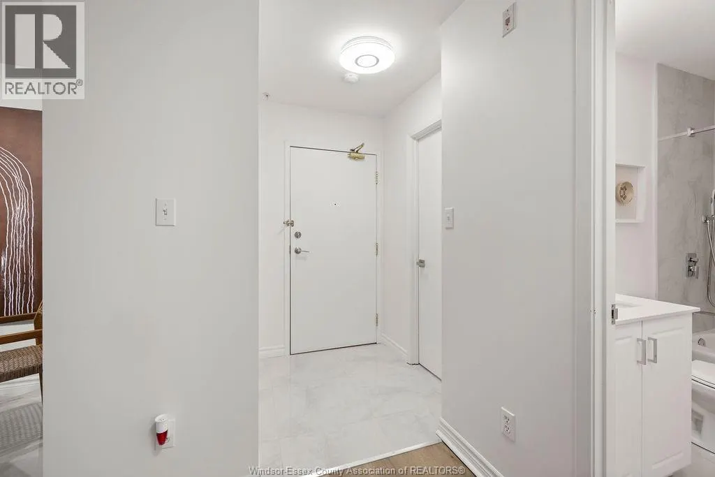 1535 GRAND MARAIS ROAD West Unit# 301